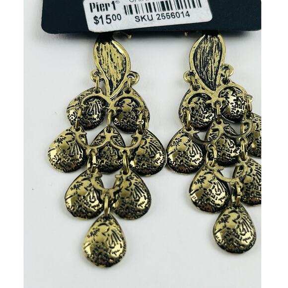 Pier 1 Peacock Dangle Earrings Brass tone Green Purple Blue Feathers Bird Cluste - Picture 7 of 10